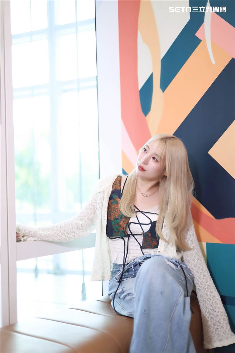 茉ひるMahiru坦言自己私底下偏愛聽抒情歌。（圖／記者鄭孟晃攝影）