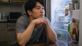 剛吃飽又餓！專家揭5警訊：想吃炸物=缺水