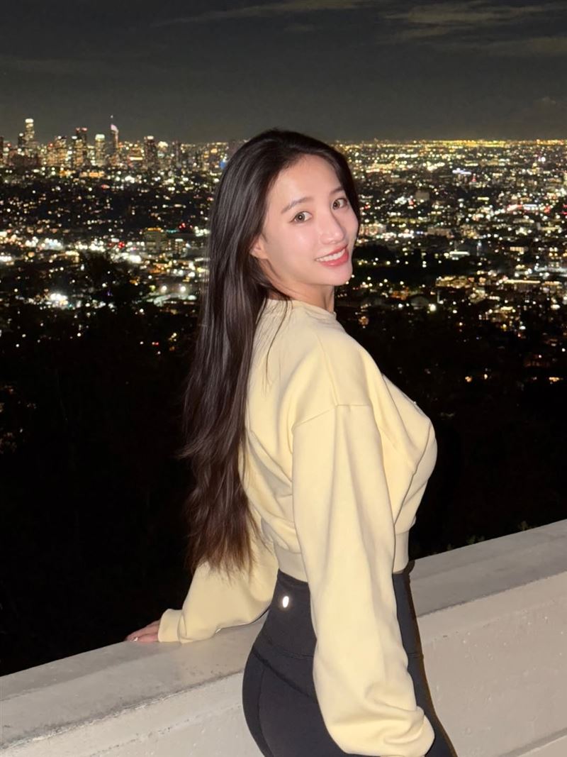 林采緹坦承自己的上圍因產後哺乳消風。（圖／翻攝自林采緹IG）