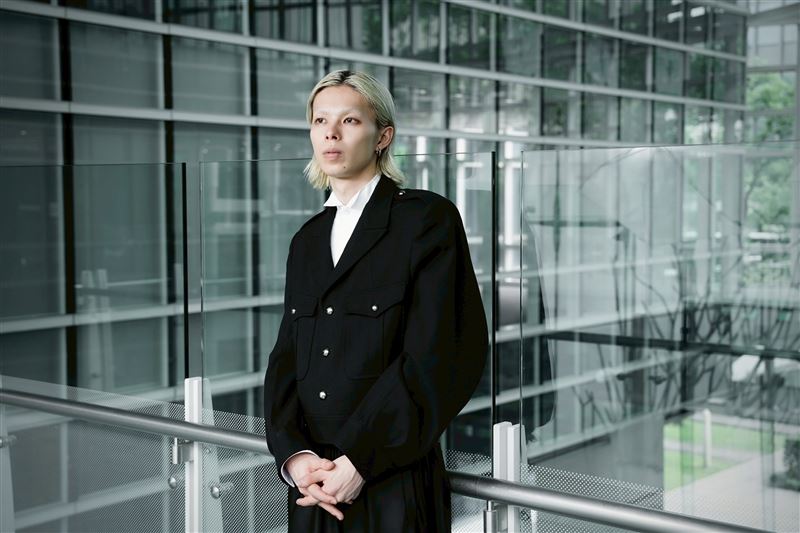 主唱Hiyn聊到創作靈感來源，大方透露「洗澡的時候」靈感特別容易湧現。（圖／記者趙于瑩攝影）