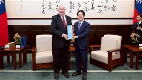 總統賴清德接見2026年「戰略暨國際研究中心」（CSIS）訪問團（圖／總統府提供） 