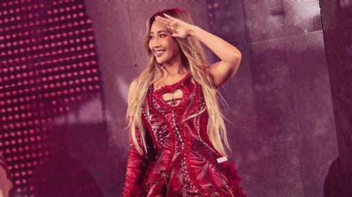 A-Lin抓包台下觀眾花她錢　真實身分曝光