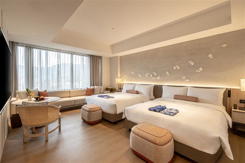 北投晶泉丰旅推出母親節限定「晶燕寵媽」住房專案，邀旅人帶著媽媽享受白磺溫泉療癒假期。（圖／飯店旅宿業者提供）