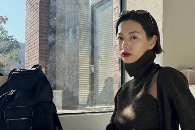 南韓女星Nana韓國女星Nana去年底家中遭闖空門，還發生激烈肢體衝突現在判決出爐。（翻攝自jin_a_nana IG）