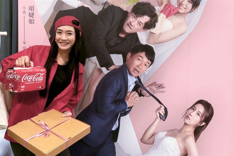 楊千霈客串《婚內失戀》自嘲離婚要找工作。（圖／艾彼新創股份有限公司提供）