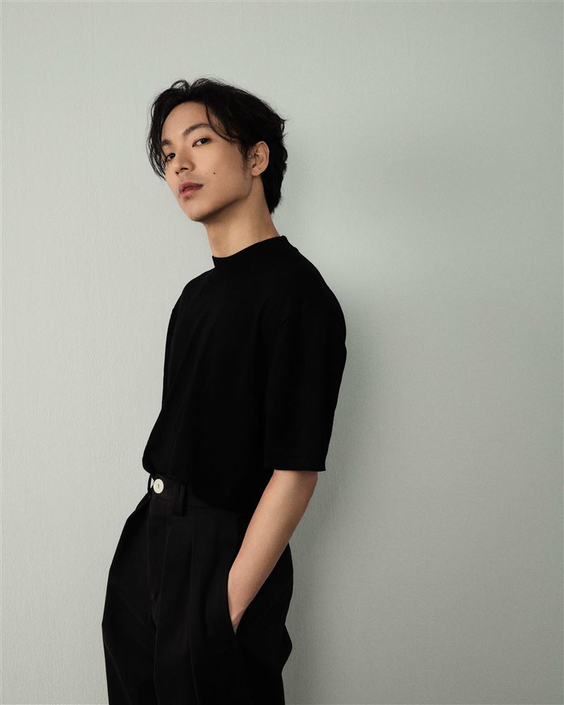 鄒序推出新歌〈雲端假期〉，為新專輯揭開序幕。（圖／放飛音樂提供）