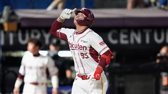 李勛傑開轟險成界外飛球　曾總喊大難不死