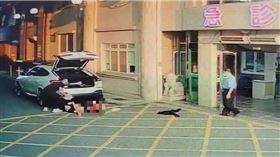 徐姓男子遭凌虐後丟包醫院急診室，陳姓主嫌遭收押，3共犯則在稍早投案。（圖／翻攝畫面）