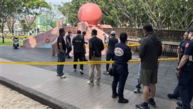 警方到場採證。（圖／翻攝畫面）