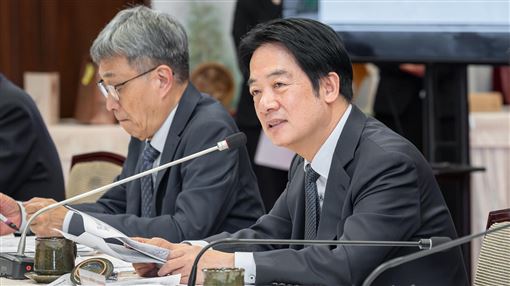 作家：知道為何卓榮泰要自費去日本了吧？