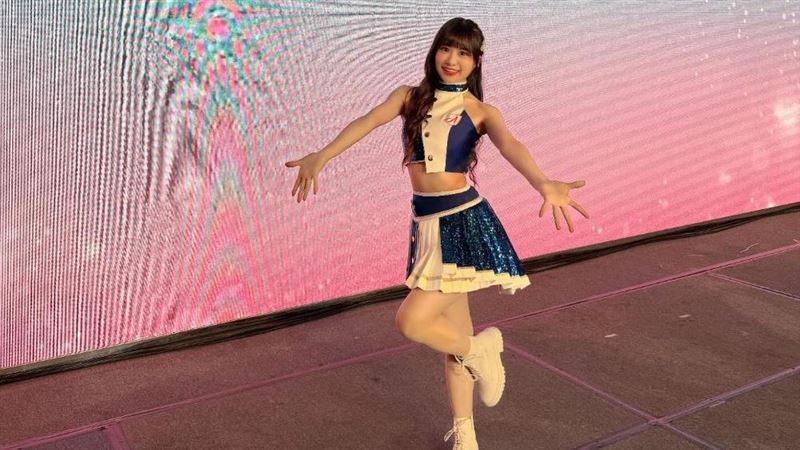 富邦啦啦隊Fubon Angels成員維心21日證實半月板和韌帶的撕裂傷。（圖／翻攝自維心Threads）