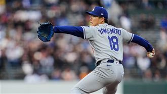 金慧成美技後大暴傳　山本由伸首局失3分