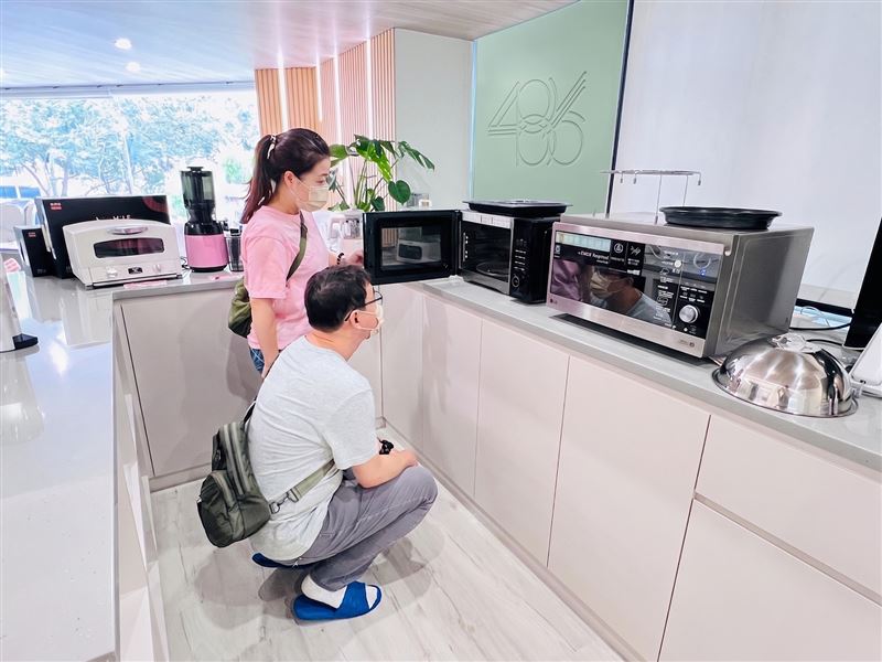 486團購持續布局實體展示中心，降低消費者擔心線上消費遇到售後「找不到人」的疑慮。（圖／品牌業者提供）
