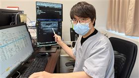 28歲女，乳房腫塊，變大、抽痛，嚇到失眠，乳房腫瘤微創手術，乳房外科醫師李育嘉（圖／長安醫院提供）