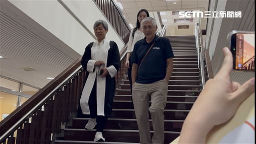 柯一正砸車挨告！出庭認罪賠足額修車費