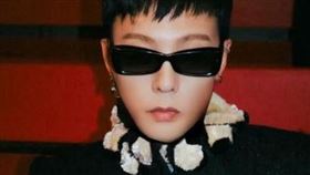 粉絲紛紛敲碗偶像的到來。（圖／翻攝自IG @xxxibgdrgn）