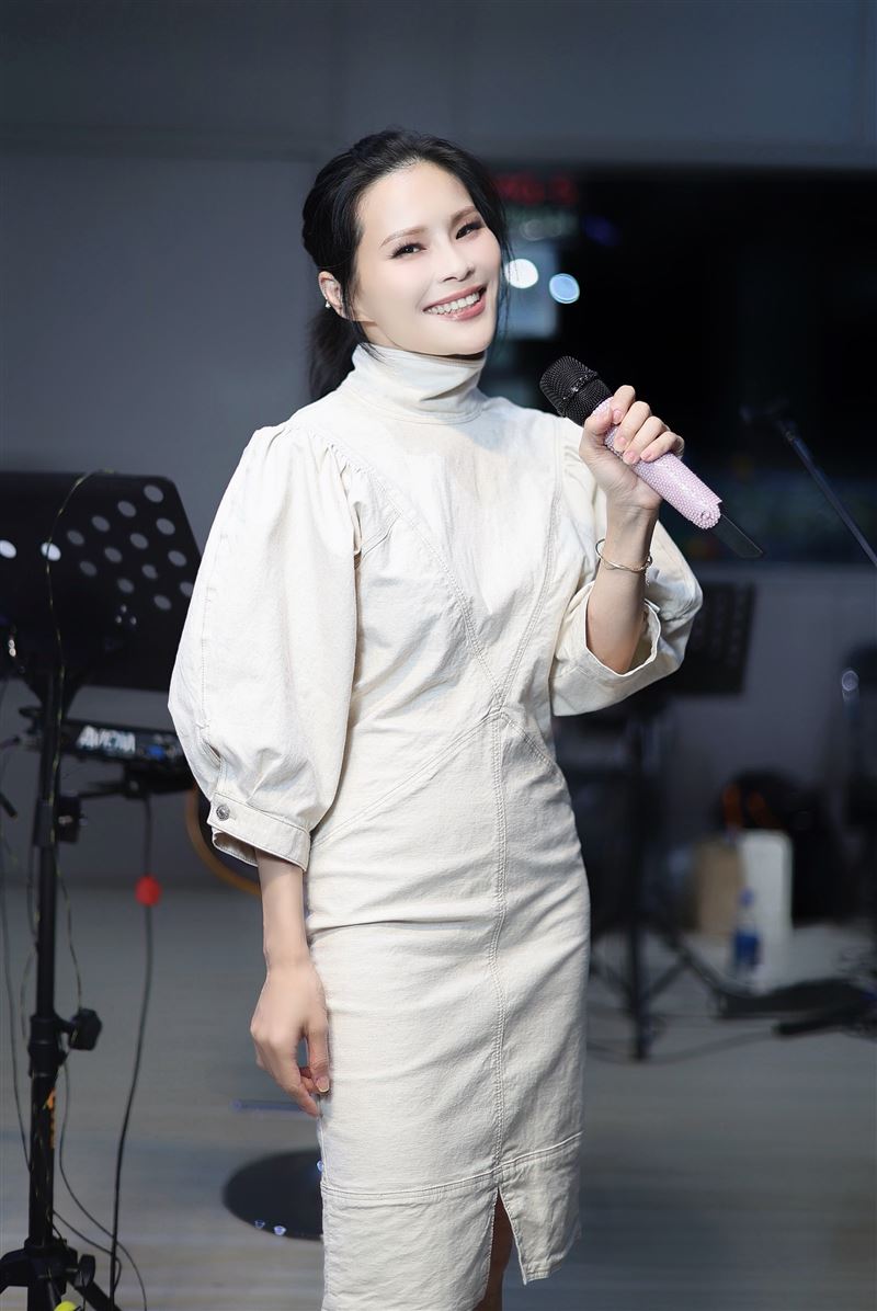 周蕙演唱會進入倒數，聲帶卻出狀況。（圖／寬宏藝術提供）