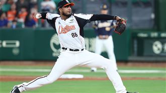 讚銳力獅難以對付　平野惠一曝換投板凳嗨