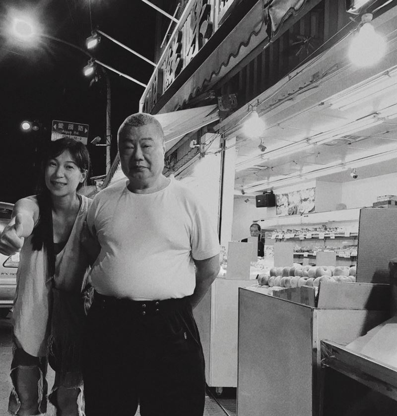 雅維茉芮父親逝世，不捨在社群媒體發文追悼。（圖／翻攝自雅維茉芮IG）