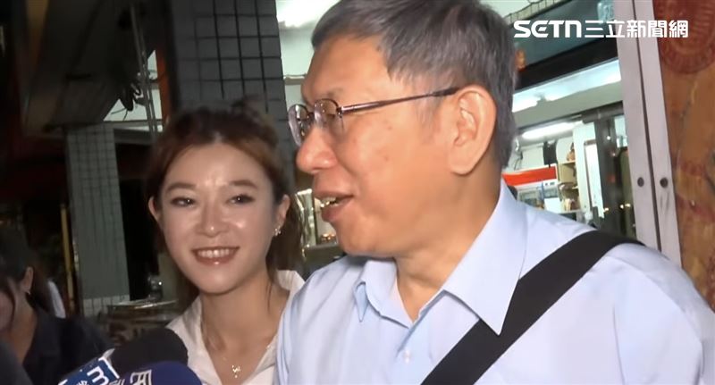 柯文哲和林子宇等人掃街