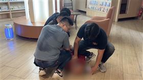 警方逮捕涉案的杜男。（圖／翻攝畫面）