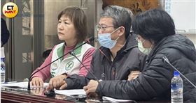割頸案死者楊生父親對判決感到相當不滿。（圖／陳柔瑜攝）

