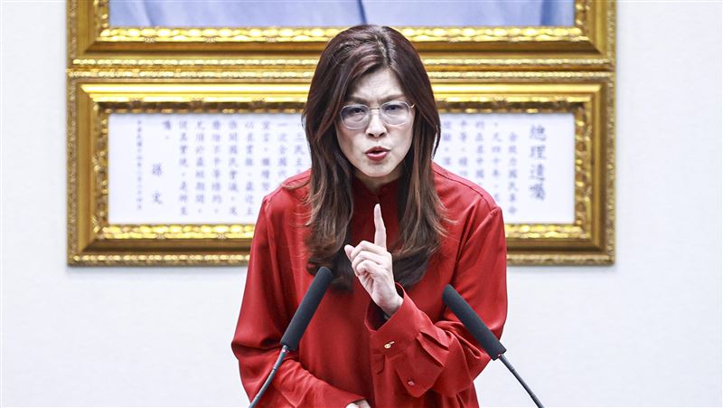 世界都譴責中國　鄭麗文還在為中國說話？