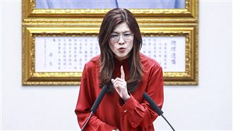 世界都譴責中國　鄭麗文還在為中國說話？