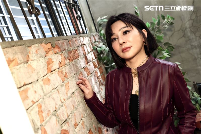 王彩樺接受專訪分享演藝生涯和人生故事。（圖／記者田俊彥攝影）