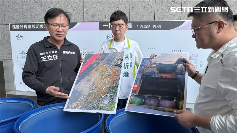 台中市驚傳垃圾車違法將廚餘倒在路邊水溝，引發各黨派一致撻伐（圖／記者王乙徹攝影）