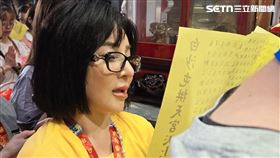 王彩樺跟著白沙屯媽祖進香，來到北港朝天宮受邀唸疏文。（圖／王彩樺 提供）