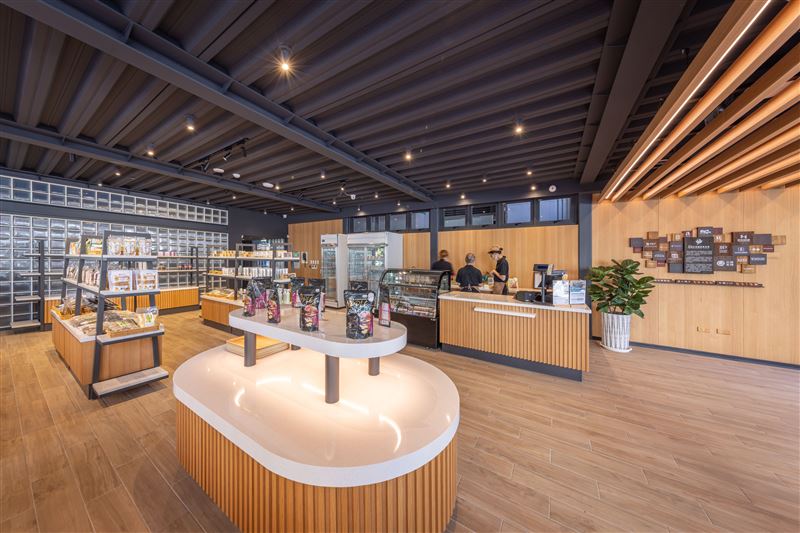 育成永續庇護園區整體空間明亮通透，融合了永續理念與美學設計。（圖／育成社會福利基金會提供）