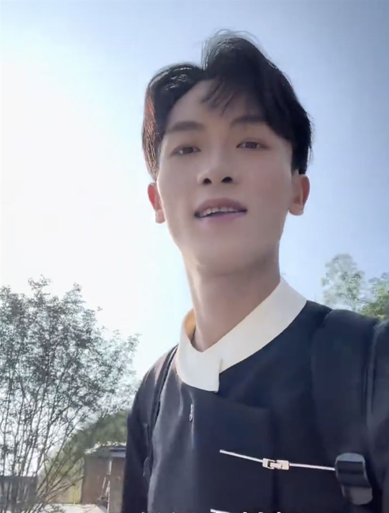 周墨驚傳罹患腦梗塞。（圖／翻攝自微博）