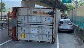 車禍事故現場情形。（圖／翻攝畫面）