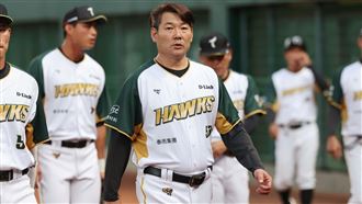 雄鷹教練黃甘霖退場送醫　本人曝當下狀況