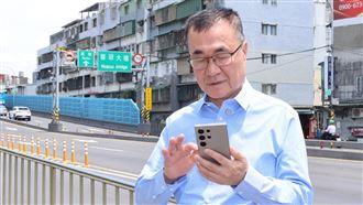 李四川華翠橋滑脆遭酸3字　本人幽默回應