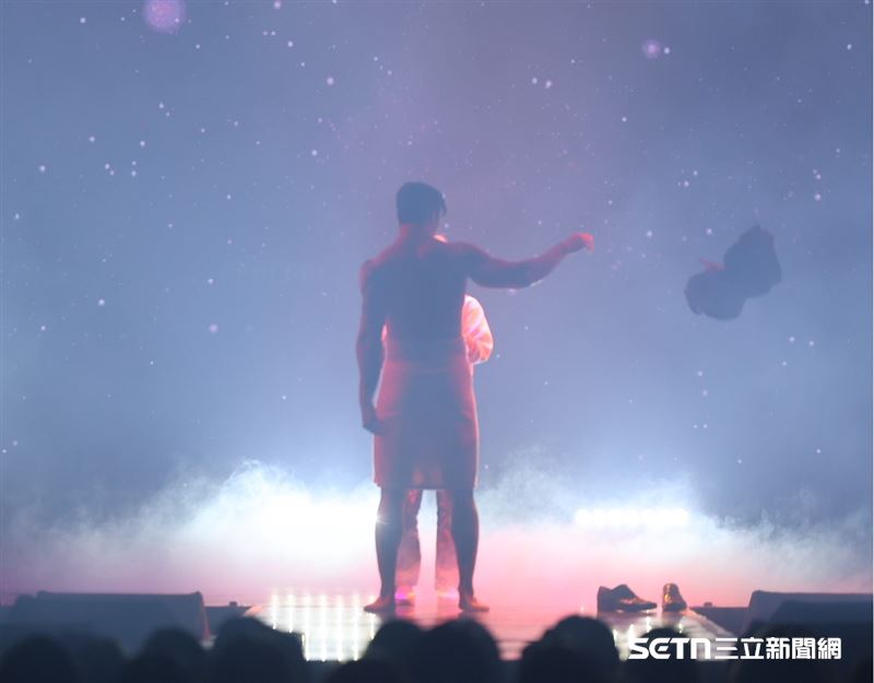 19禁韓流襲台！人氣沉浸式猛男秀《TOUCH FIVE》超近開撩　挑戰慾望極限