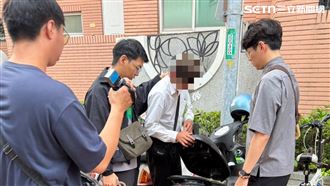 女學生被拖進草叢　騎士營救：木棍打到斷