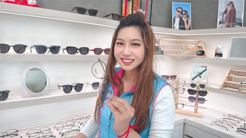 國民黨籍桃園市議員朱珍瑤服務處，日前遭黑衣人闖入。（圖／翻攝自朱珍瑤臉書）