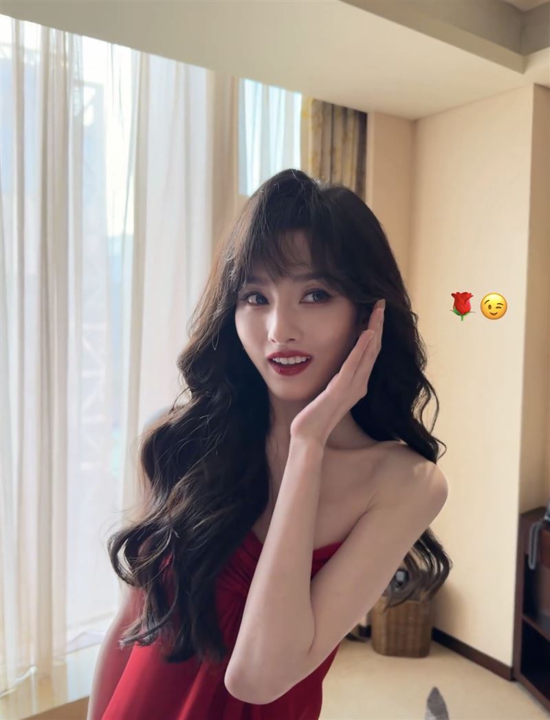 宋祖兒被指暴瘦脫相。（圖／翻攝自微博）