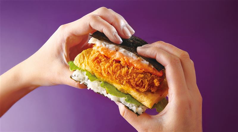 かつ丼屋 勝急全新推出「明太子炸豬排握飯糰」。（圖／かつ丼屋 勝急提供）