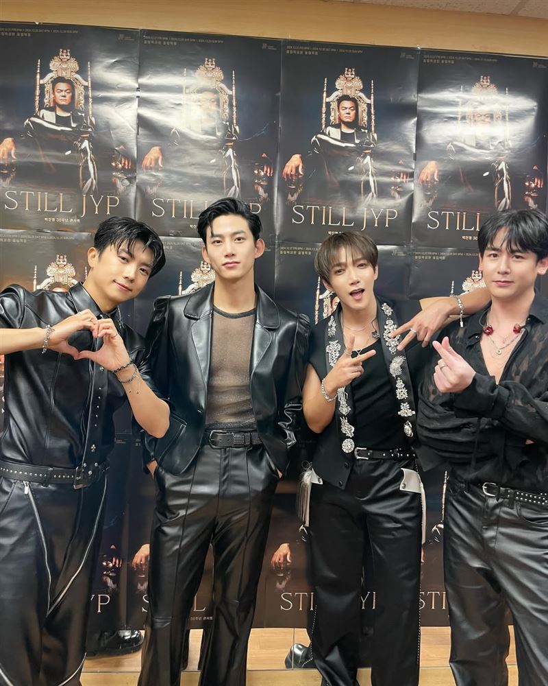 2PM成員將現身婚禮獻唱祝歌，為玉澤演（左二）送上祝福。（圖／翻攝自IG @taecyeonokay）