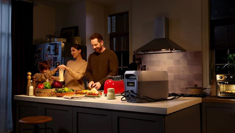 新款DELTA 3 Max能負荷電磁爐、烤箱，甚至吹風機等高耗能家電。（圖／EcoFlow提供）