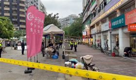 台北市忠孝東路四段、中國信託銀行驚傳搶案。（圖／翻攝畫面）