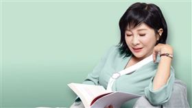AI來了你還在傻等退休嗎？吳淡如警告不會這10種能力等著被淘汰。（圖／翻攝自吳淡如臉書、Gemini製作、時報出版提供） 