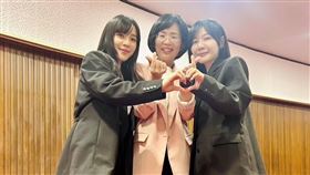 民進黨立委黃捷登記參選高雄市黨部主委，24日下午登記截止，確定同額競選（圖／黃捷辦公室提供） 