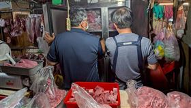 鳳山區老鼠上攤啃豬肉　衛生局市場稽查高雄市鳳山區某市場豬肉攤被民眾目擊有老鼠在肉堆上啃食，影片引發熱議。高雄市衛生局24日上午稽查時，雖未在肉攤發現鼠跡，但發現多項缺失，令業者限期改善。（高雄市衛生局提供）中央社記者林巧璉傳真　115年4月24日