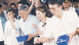 柯文哲再爆爭議，夜闖新光醫院要求醫護解釋病患病情。（圖／張育萌臉書）