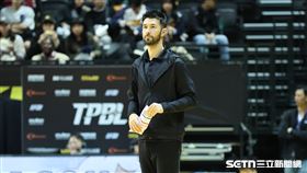 TPBL例行賽，夢想家總教練簡浩。（圖／記者劉彥池攝影）