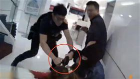 中國信託銀行,搶案,林姓搶匪,敦化南路派出所所長呂政隆（圖／翻攝畫面）